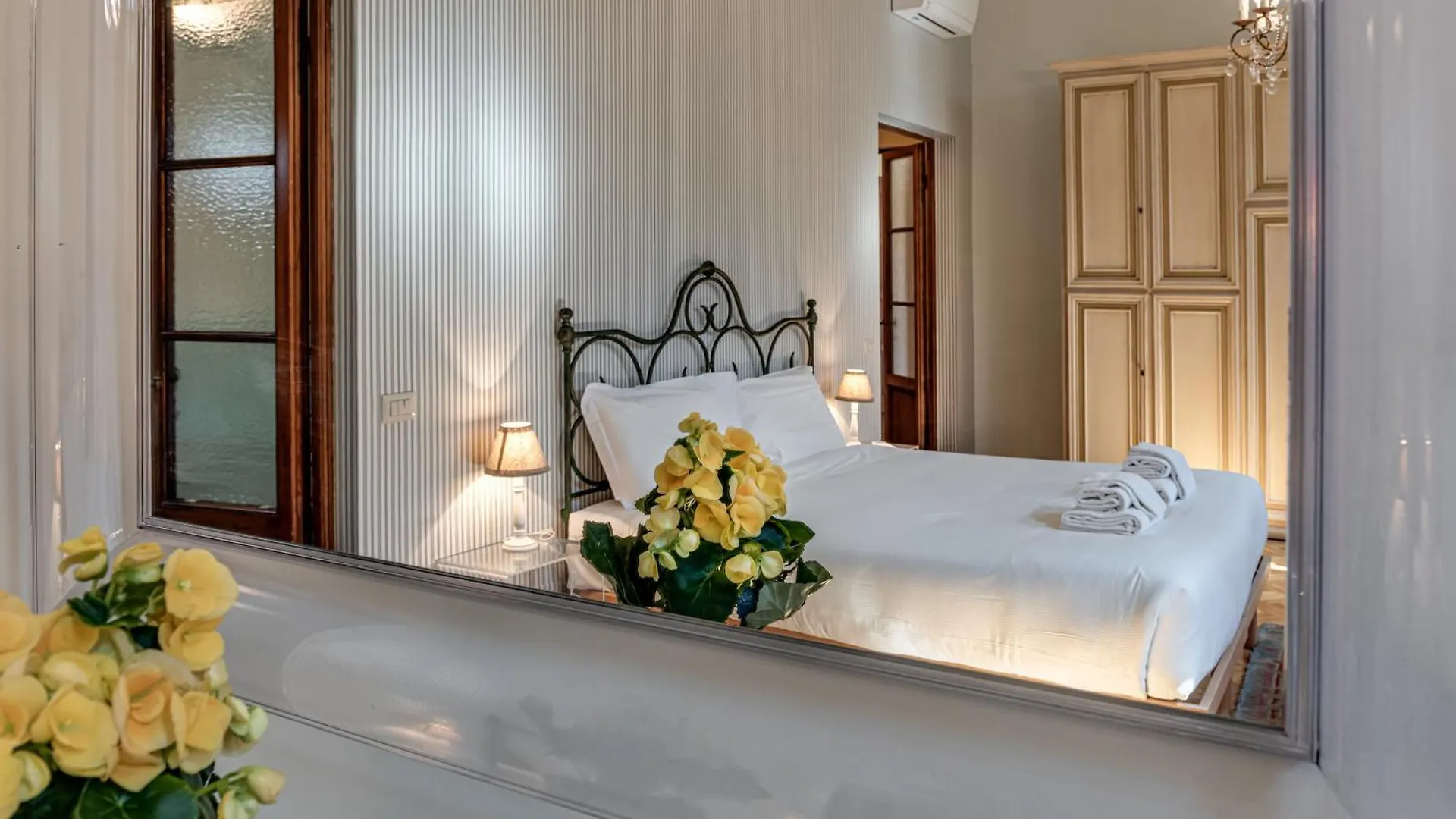 Dimora Savelli - Sweet Dreams In Florence Apartment